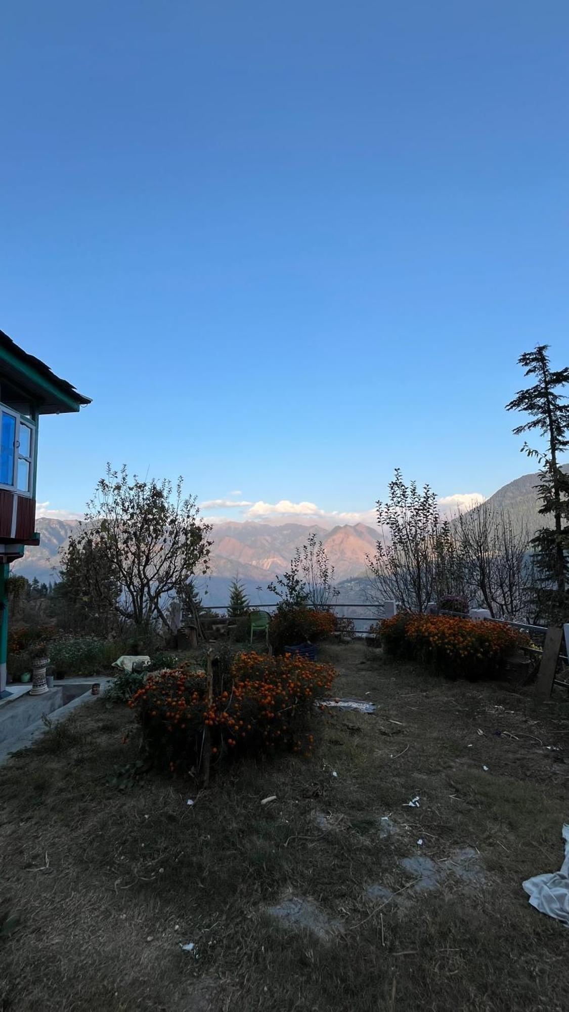 Mountain Eyrie Ξενοδοχείο Banjār Εξωτερικό φωτογραφία